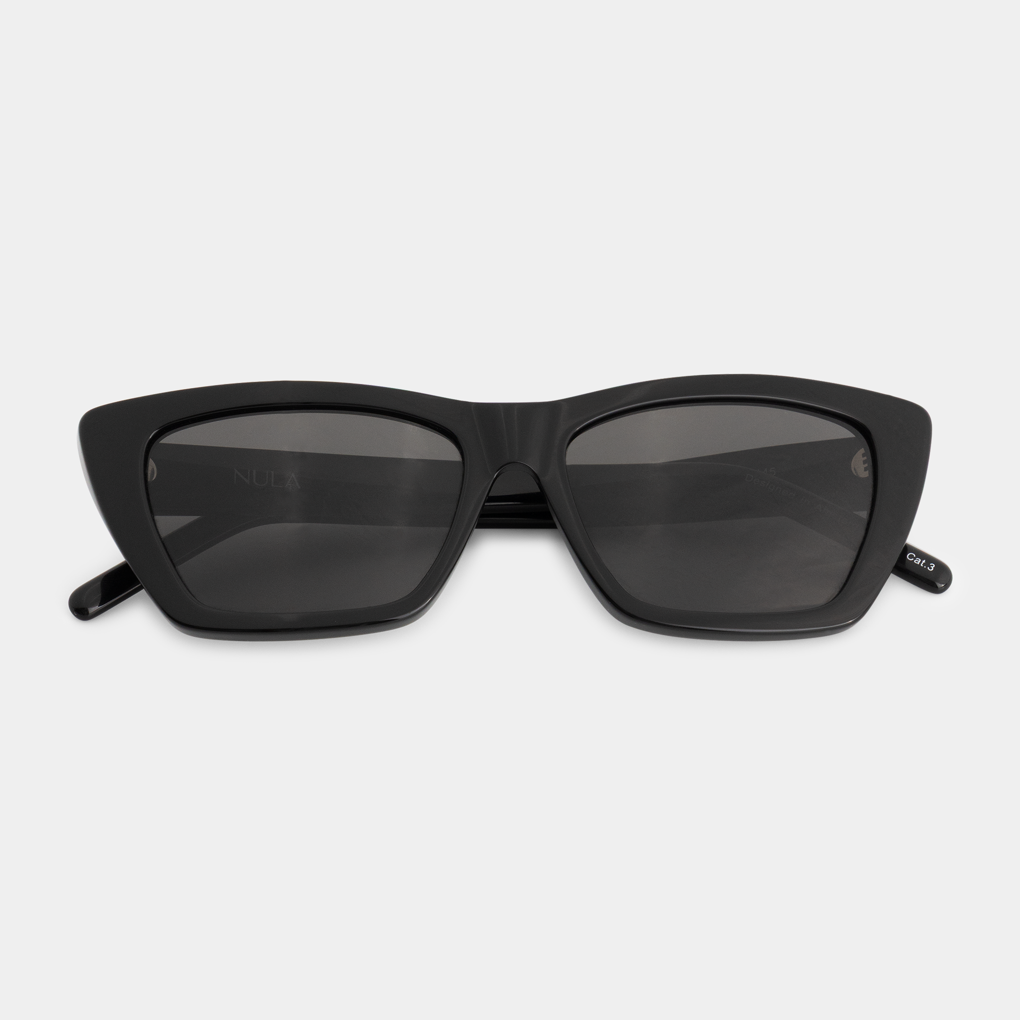 NULÁ cat-eye zonnebril Zoë in Black Smoke – elegant zwart montuur met donkere glazen, sunglasses for women